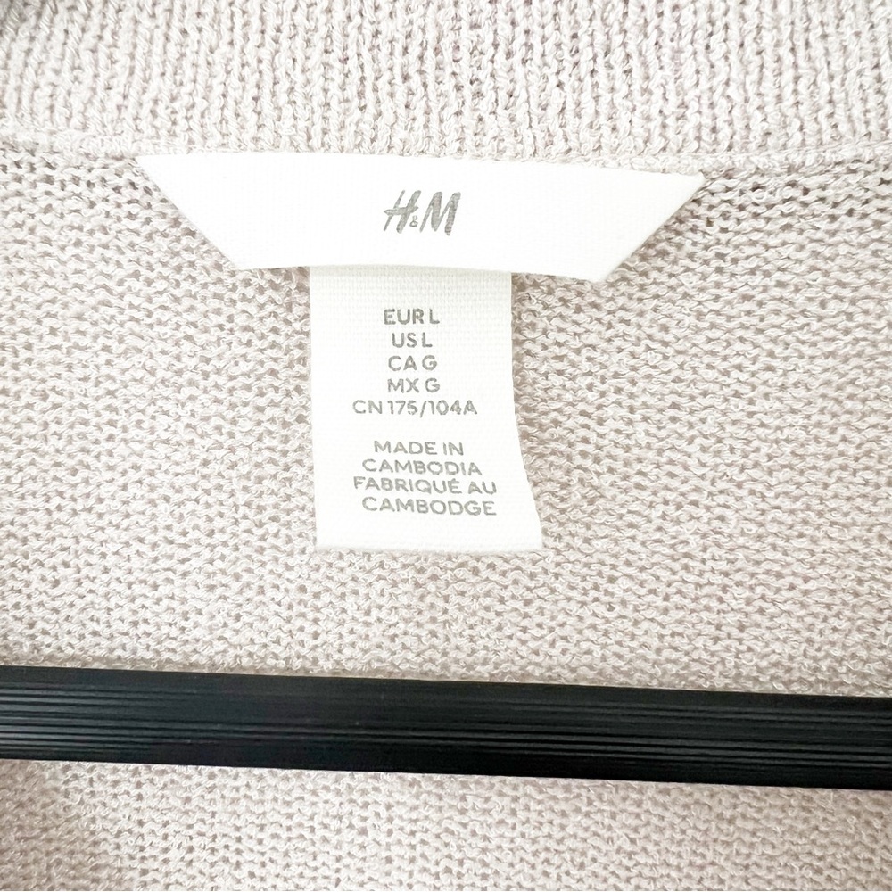 H&M Short Sleeve Knit Polo Top in Light Beige - Picture 5 of 6